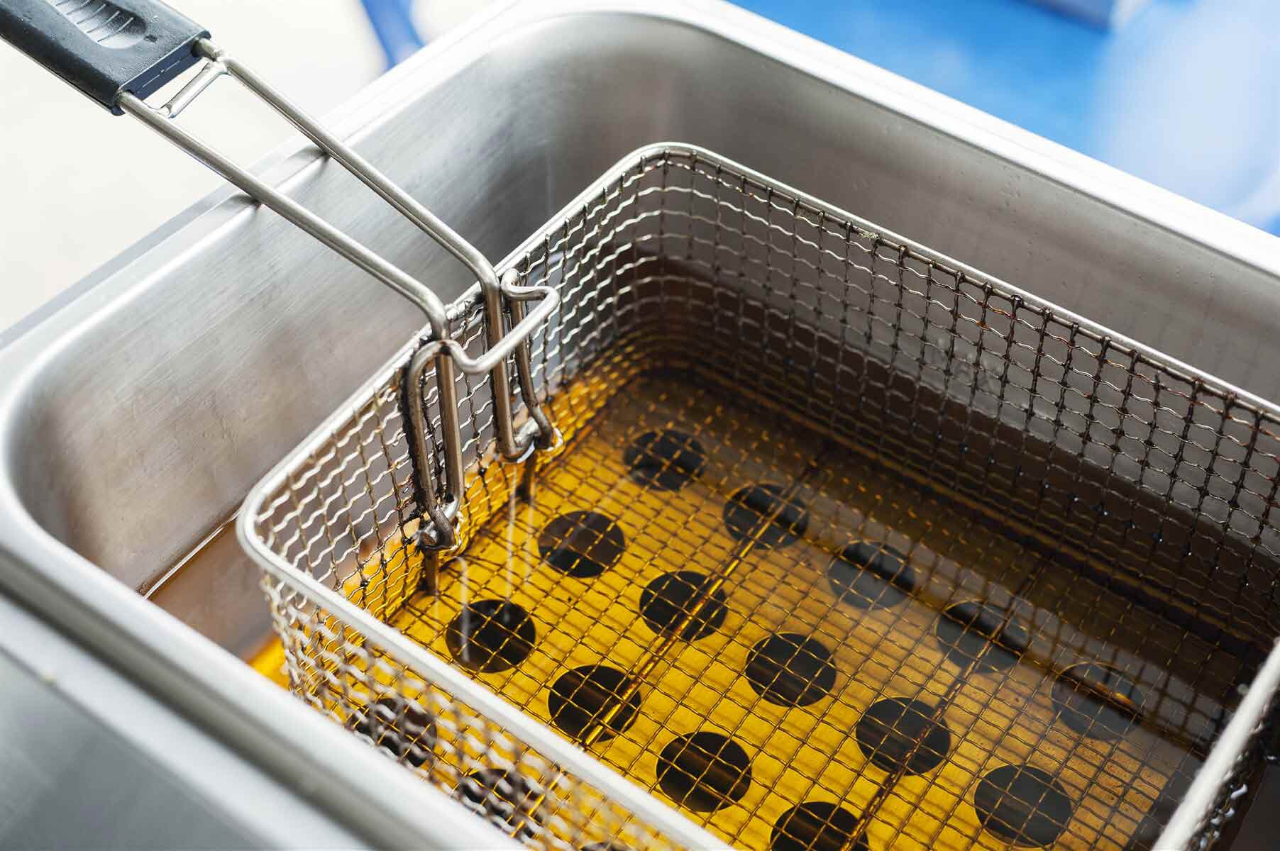 How to clean a commercial deep fryer?